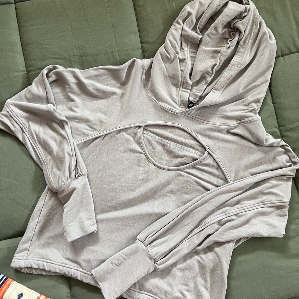Cropped P’tula sweatshirt